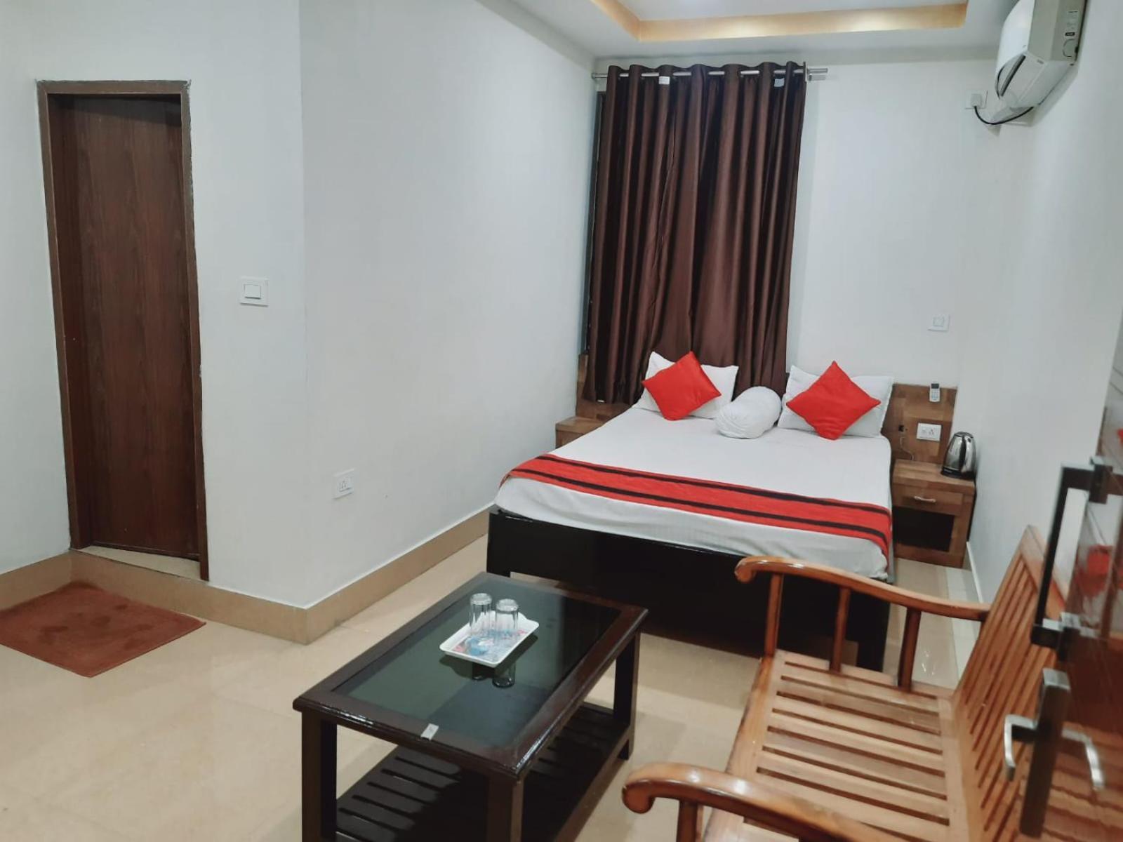 Hotel Knight Inn Airport Guwahati Exterior foto